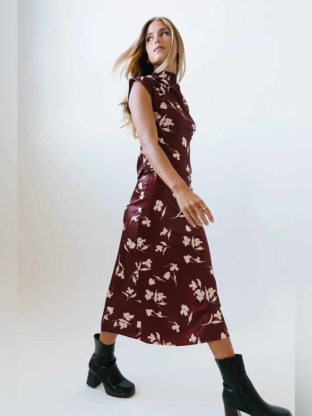 Floral Maxi Skirt in Red-Brown